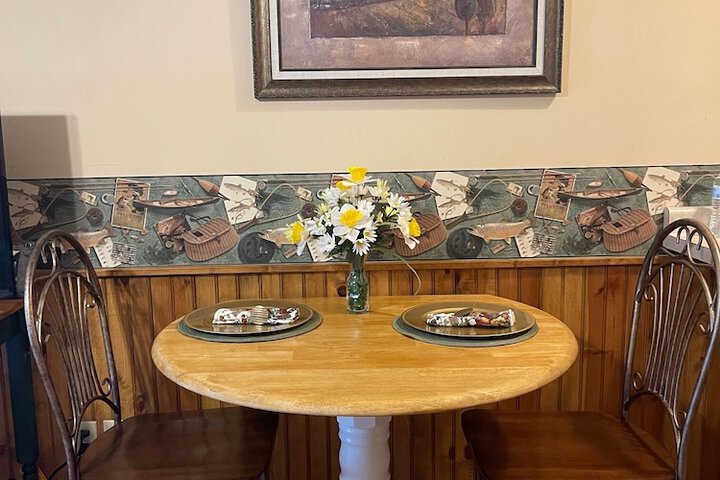 Mountain Aire Cottages Inn & Glamping