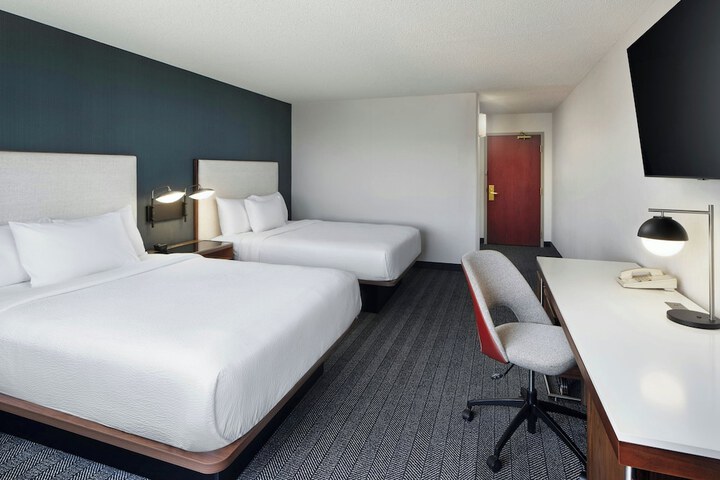 Room 44 of 59