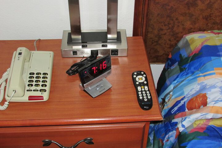 Room 28 of 48
