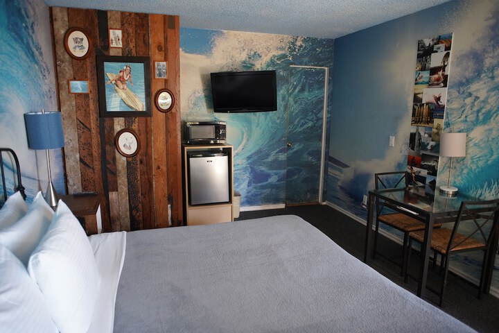 Room 30 of 60
