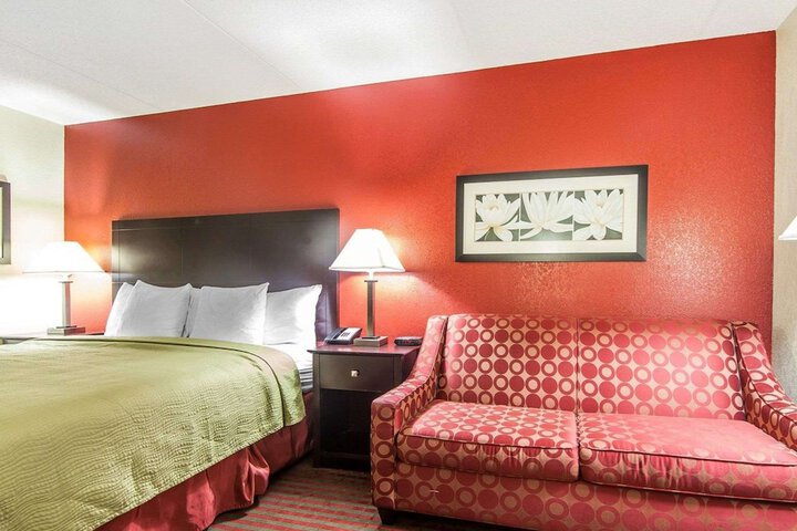 Room 19 of 32