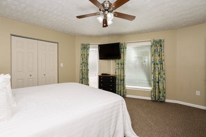 Room 28 of 68