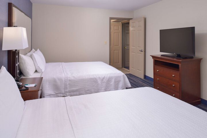 Room 47 of 91