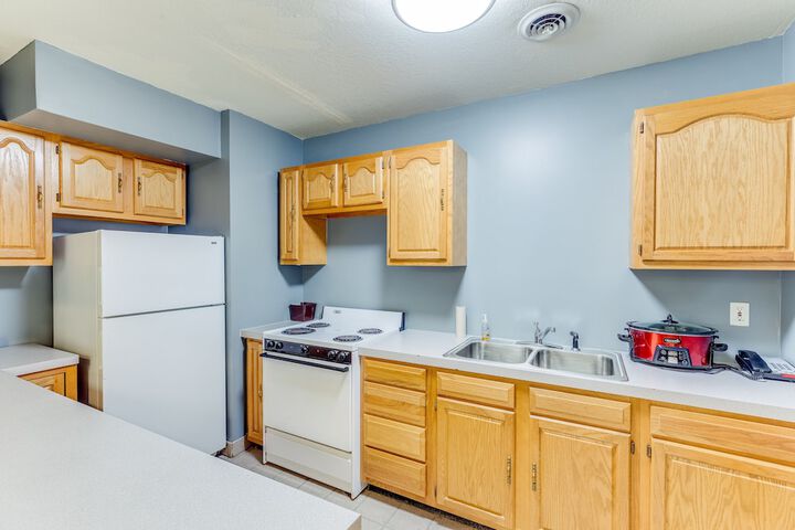 Best Western Lakewinds