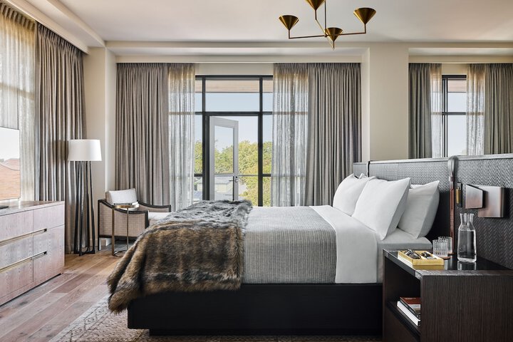 Bowie House Auberge Collection