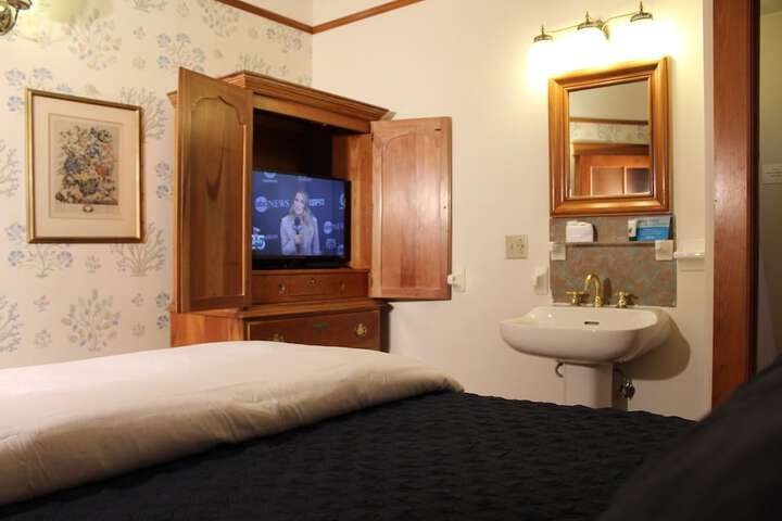Room 54 of 85