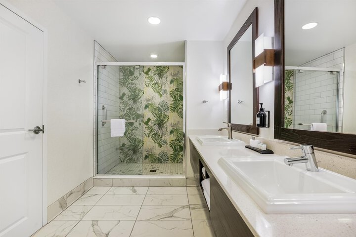 The Banyan Hotel Fort Myers Tapestry Collection by Hilton