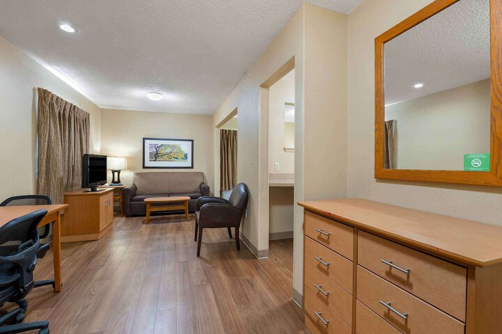 Studio 6 Extended Stay Fairfield OH - Cincinnati