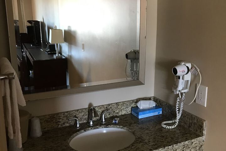 Room 38 of 54