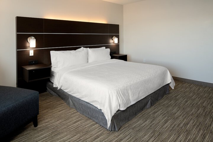 Room 16 of 57