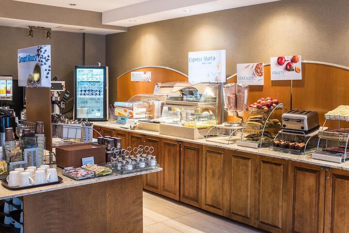 Holiday Inn Express and Suites Tremblant by IHG