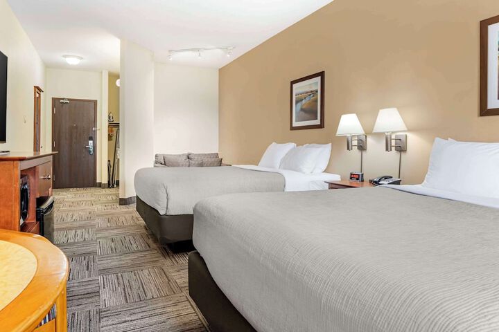 Quality Inn Airport