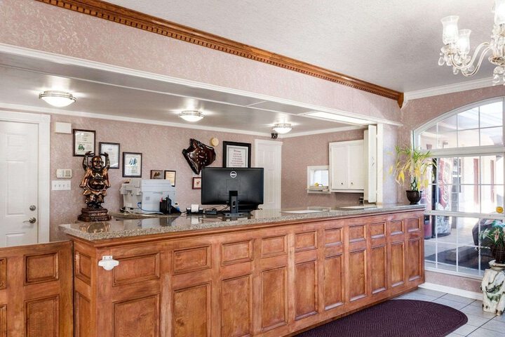 Econo Lodge Jasper