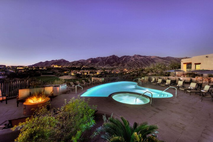 Hacienda Del Sol Guest Ranch Resort