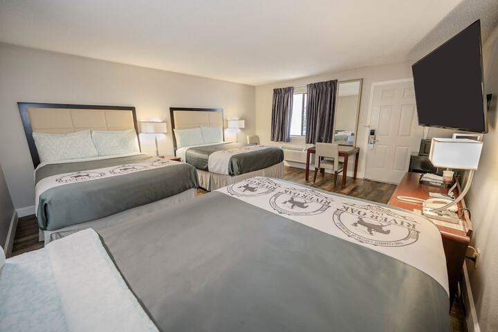 Room 25 of 26