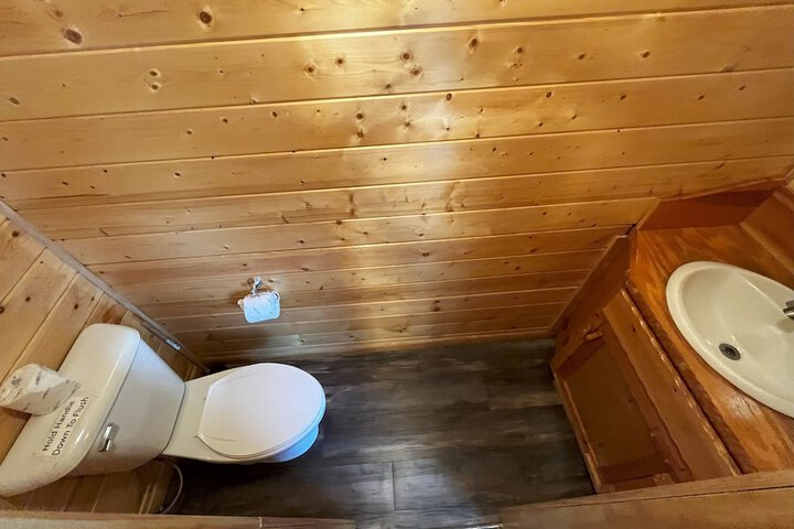 Horseshoe Bay Lodge