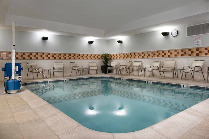 Courtyard by Marriott Collierville