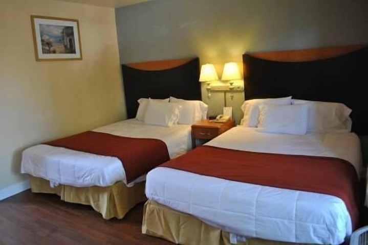 Room 25 of 65