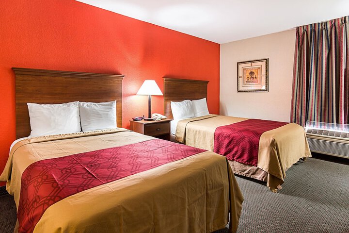 Room 20 of 35