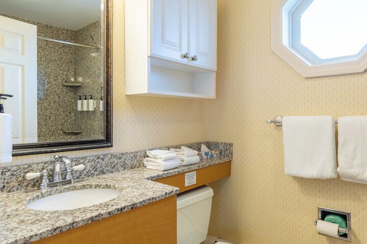 Port Inn and Suites Portsmouth an Ascend Collection Hotel
