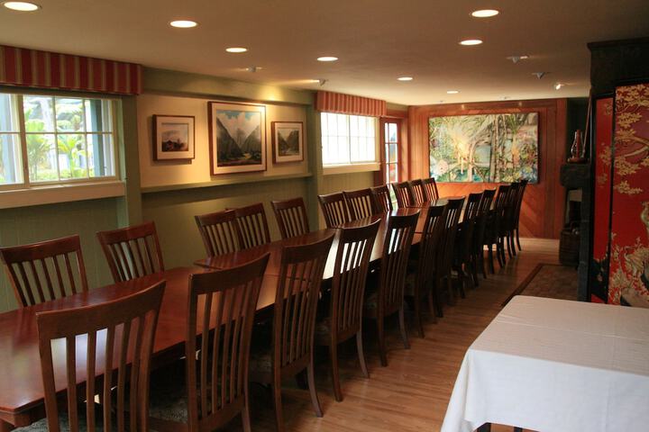 Kilauea Lodge and Restaurant