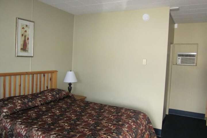 Room 26 of 28
