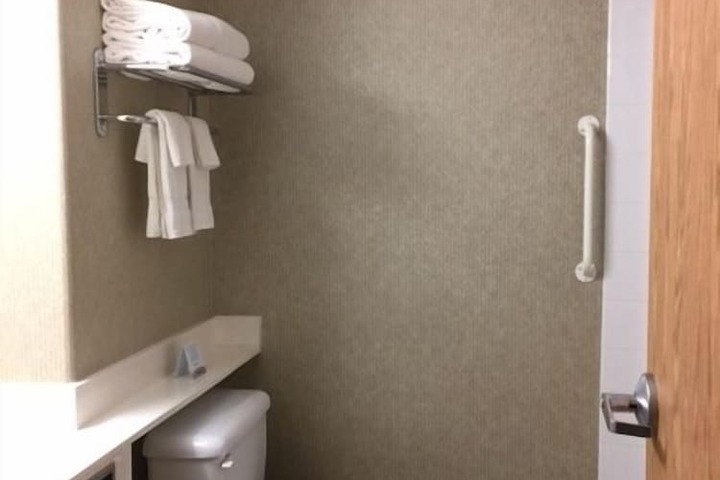 Room 18 of 54
