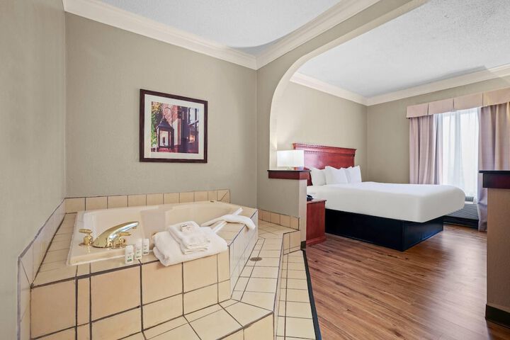 Baymont by Wyndham Madisonville