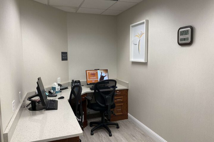 Business Center 47 of 47