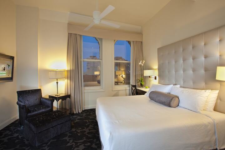Room 60 of 83