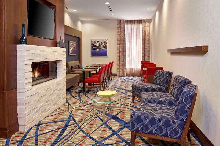 Hotel Interior 11 of 39