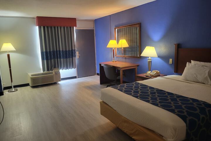 Room 20 of 40