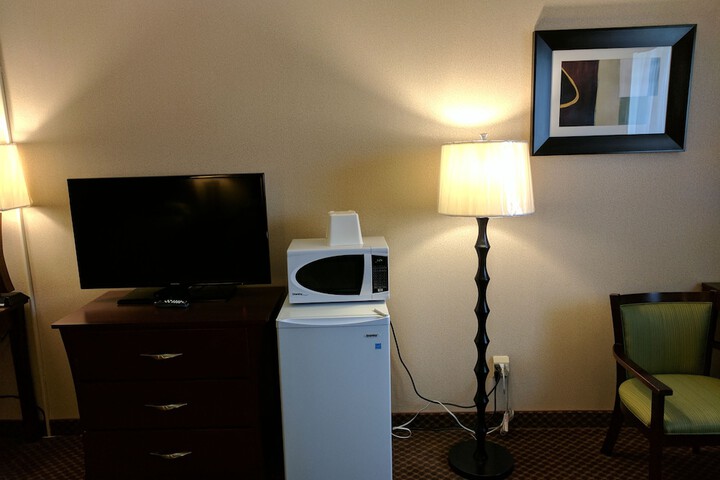 Room 27 of 36