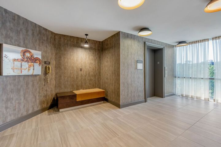 Ballroom/Hall 57 of 63