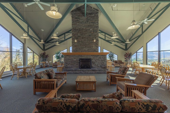 Treehouse #305 Building D by Summit County Mountain Retreats