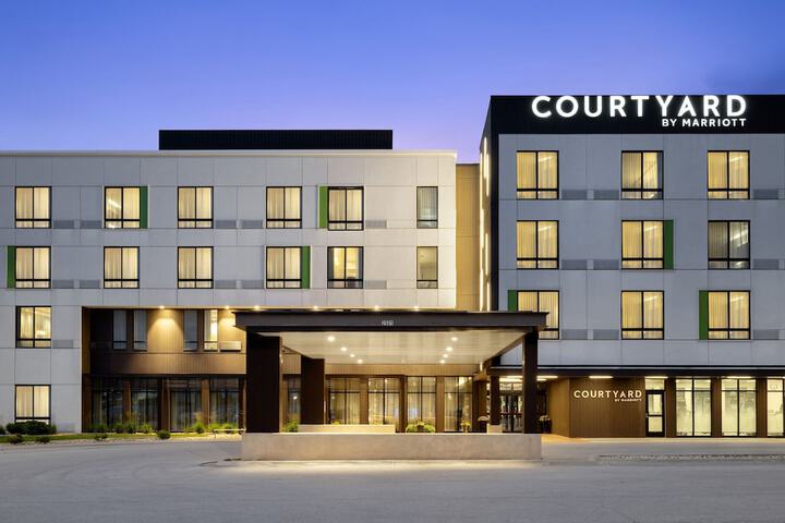 Courtyard by Marriott Omaha East / Council Bluffs IA
