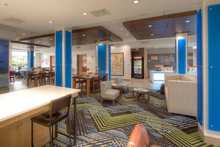 Holiday Inn Express & Suites Fort Mill by IHG