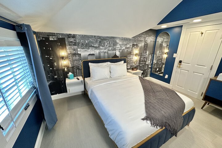 Room 112 of 126