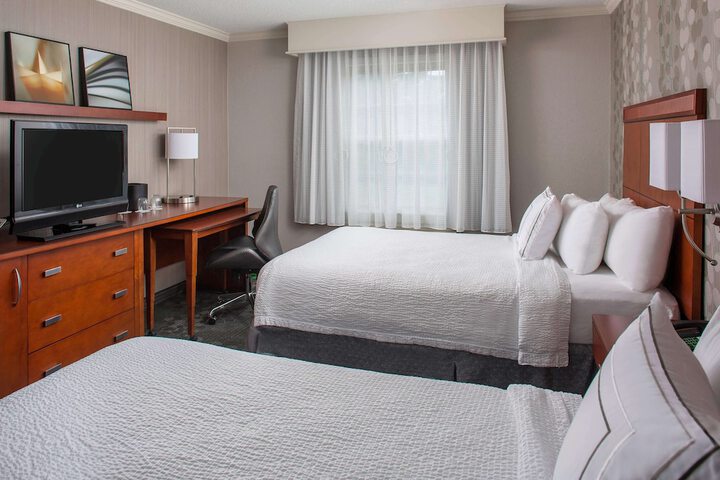 Room 17 of 24