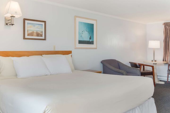 Room 21 of 31