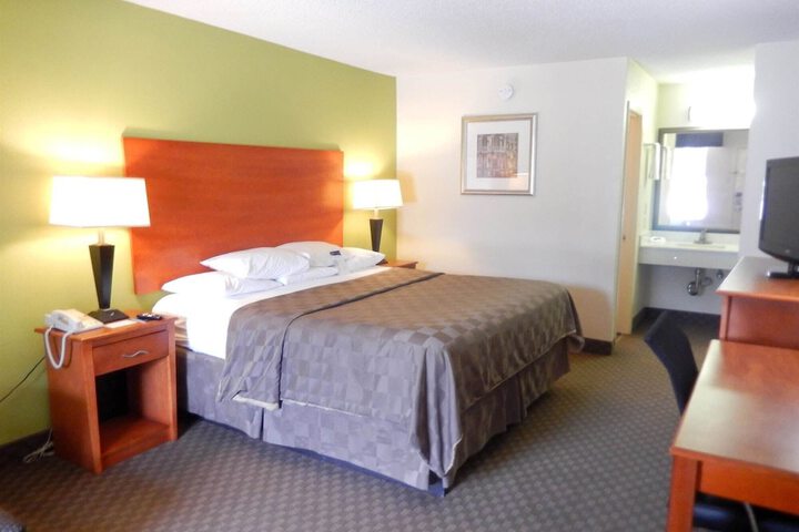 Motel 6 Luling LA