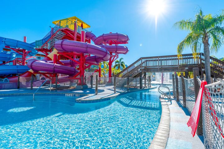 Ramada by Wyndham Hotel & Water Park