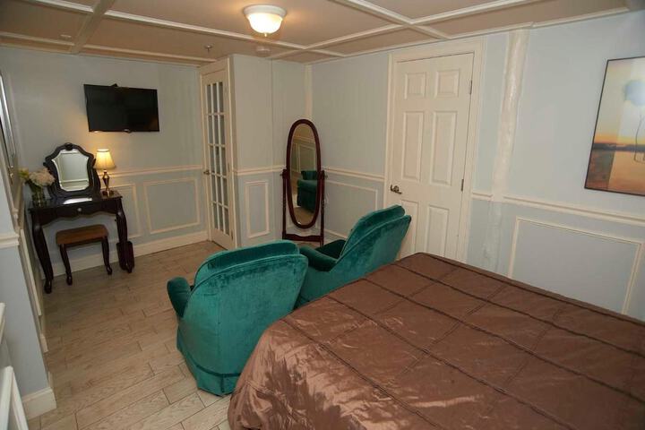 Room 20 of 51