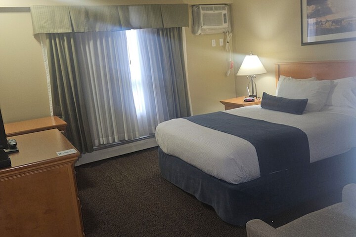Travelodge by Wyndham Edson