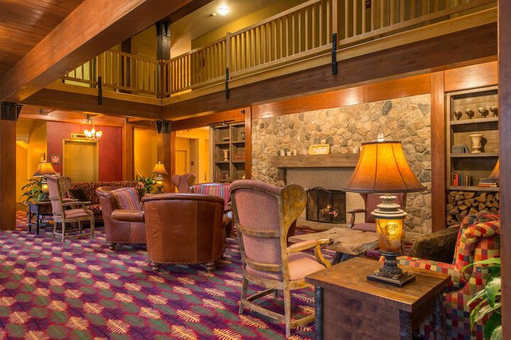 Hotel Interior 10 of 111
