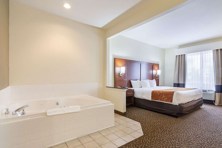 Room 15 of 50