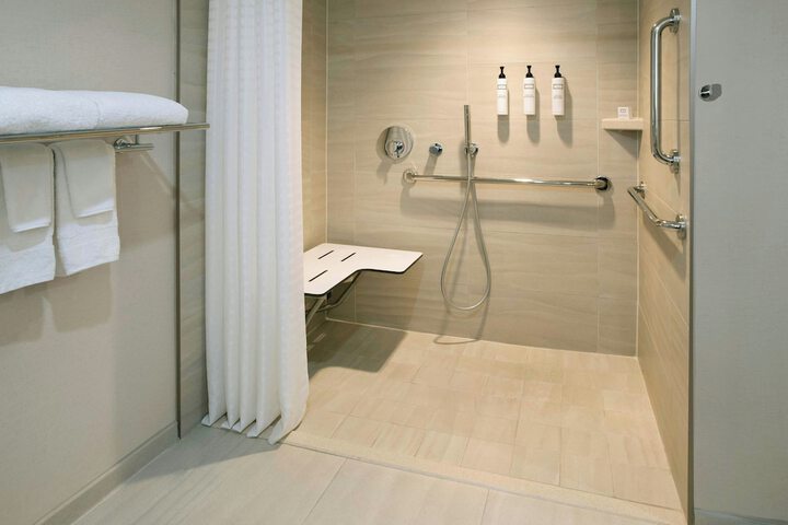 Newport Marriott Hotel & Spa