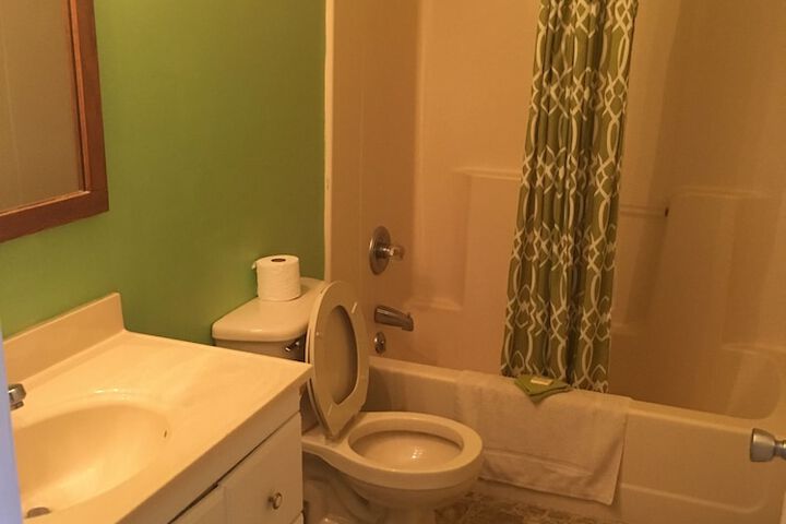Room 19 of 34