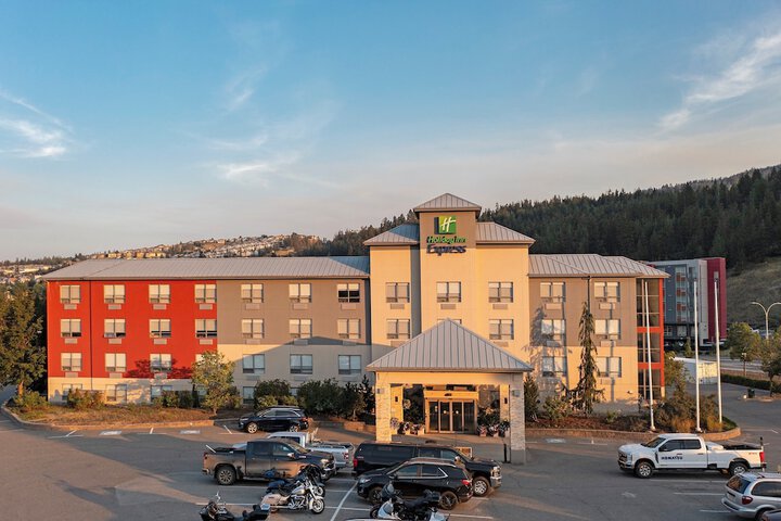 Hotel 5 of 53