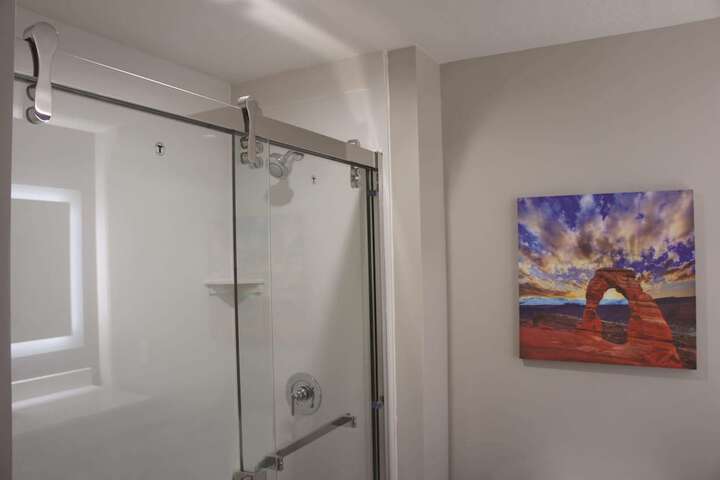 Room 35 of 60